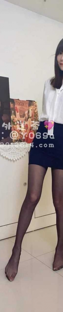 凱麗 160-23歲-小C-43kg 清純線上客服,說話溫柔笑容超甜