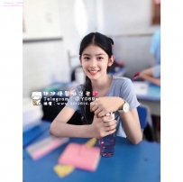 小花僮 157-21歲-B+-40kg 輔英學生妹 青春洋溢