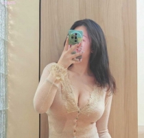 珮瑜 165cm / E奶 / 34歲