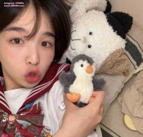 可可 156cm/B杯/19歲/43kg