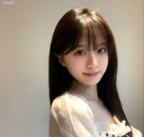 花花 157cm  47kg  C  23歲 #中部可約