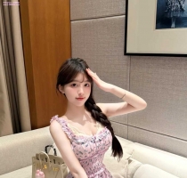 小喬 158cm 45kg D 21歲