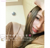 喬恩 160-22歲-D-45kg 大眼美容師正妹,柔軟D乳任你揉捏