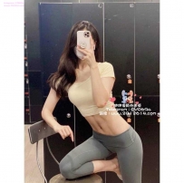 吱吱 165-C-24歲-48kg 瑜伽老師每天苦練腹肌翹臀