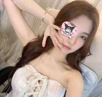 君婉  160-46-F-25歲 服務非常主動 個性放超開