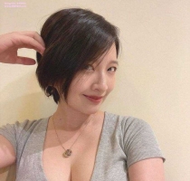 貓貓 160/52kg/E+/32歲