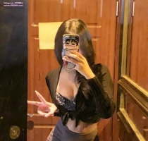 芝依 165 49kg  D+奶 29歲  #高雄