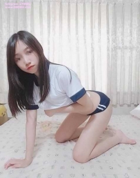 小甜 160-C-45kg-19歲 清純學生妹 短期兼職