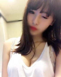 婭唯  164/48/E/26Y 淫蕩性感，床上技術更讓你欲仙欲死