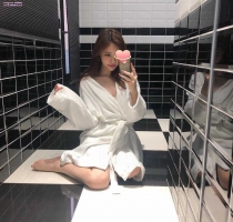 鹿鹿：158/44/C/25歲   #台北