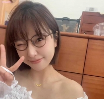 小藍  162cm.Ccup.24歲 聲音甜美