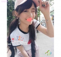 草莓-160-C奶-20歲-43kg 情人節沒有情人是不行的哦