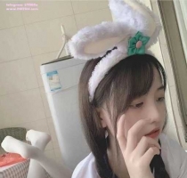 小海豚 154cm 40kg B+ 19歲