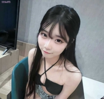 品希  165cm 46kg C杯