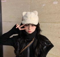 月婷 154cm  44kg  B+  19歲  #新竹