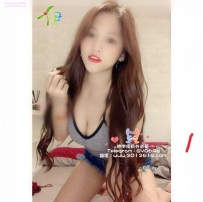 冰橙 163-D-23歲-46kg 身材勻稱 沒有多餘的贅肉  因為高超的...