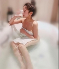 茹茹  160-C-45-22歲 角色扮演 殘廢澡水中蕭 舌探深淺 嬌小又...