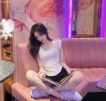 研研 165cm 47kg D 25歲