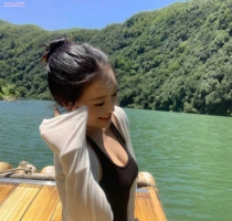 珺珺 163cm/46kg/C+奶/25歲 #台北