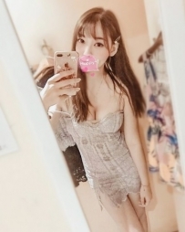 恩雅 .163.D.48.25歲  比例很好的正妹 甜美顏值