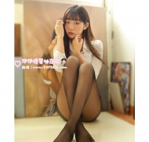 #黑絲美腿正妹 現約特價5000 再送絲襪(顏色自選)