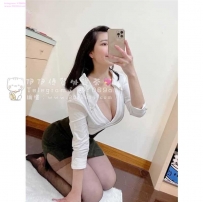 米朵 162-24歲-E-47kg 有事秘書幹！沒事幹秘書