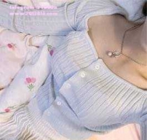 芊芊156.B.22歲 很適合火車便當