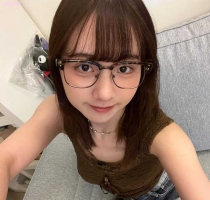 辣椒 161cm 45kg C奶 23歲