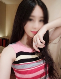 小美：161 C 24 清新脫俗，平時很會撒嬌唷~嬌小甜美女生 開...