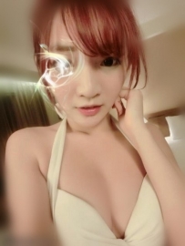 菲菲    160cm   45kg    C+cup    23y